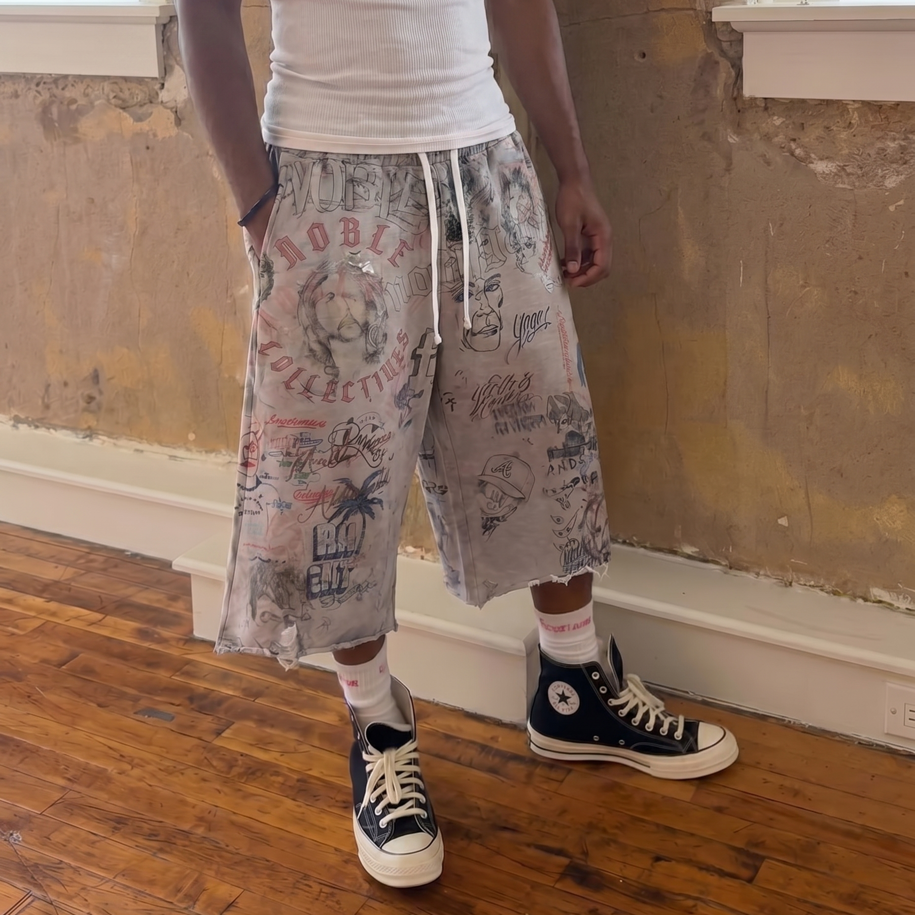NOBLE 'SKETCH' QUARTER SHORTS